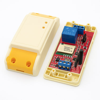 2.4 GHz ESP8285 433 Mhz 4 Channel RF Transmitter, Dual Mode Wireless and WiFi Control Switch DC 12V One Relay