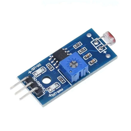 Front view of Digital LDR Module LM393 light sensor